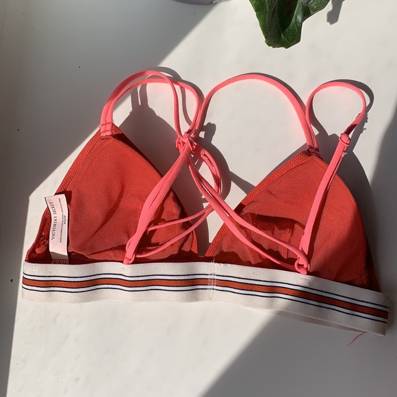 Victoria’s Secret bralette - Picture 2 of 2
